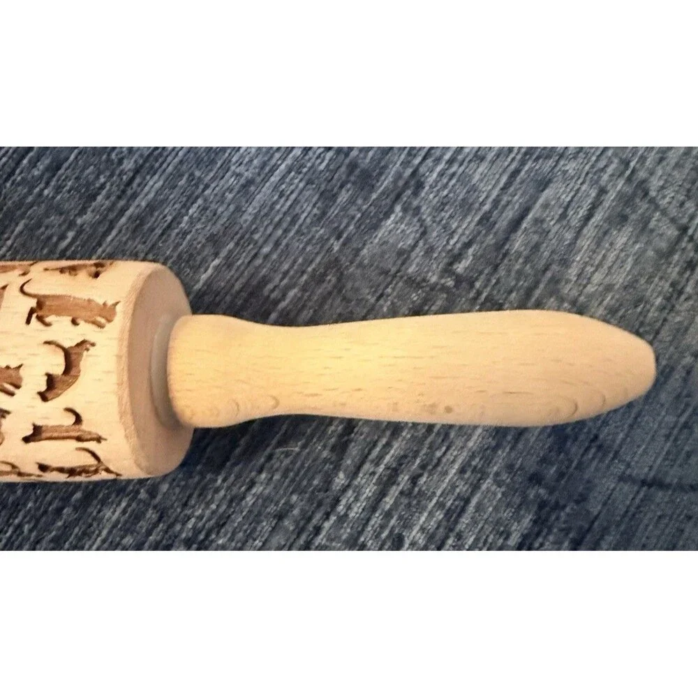 Engraved Wooden Rolling Pin With Handles Cat Pattern NEW